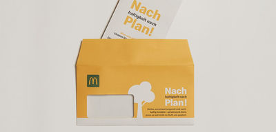 Papier aus recycelten McDonald's-Bechern von Werbeagentur creart